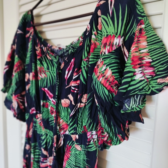 Label Of Love Tropical Print Maxi Dress 100% Rayon Medium - Picture 1 of 7